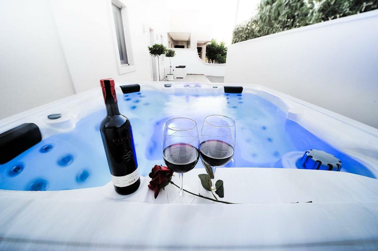 Dal Signor Wolf Bed & Breakfast Pezze Di Greco Exterior foto
