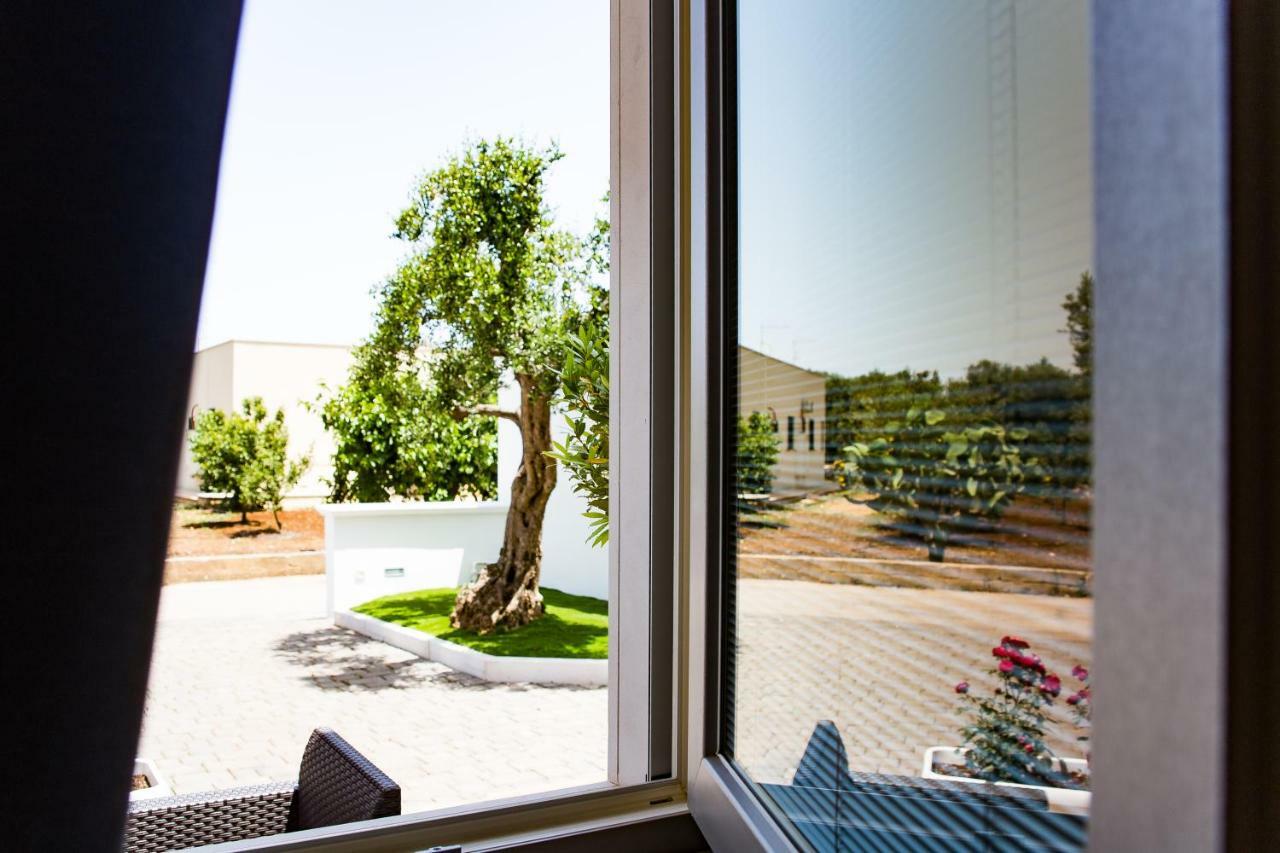Dal Signor Wolf Bed & Breakfast Pezze Di Greco Exterior foto